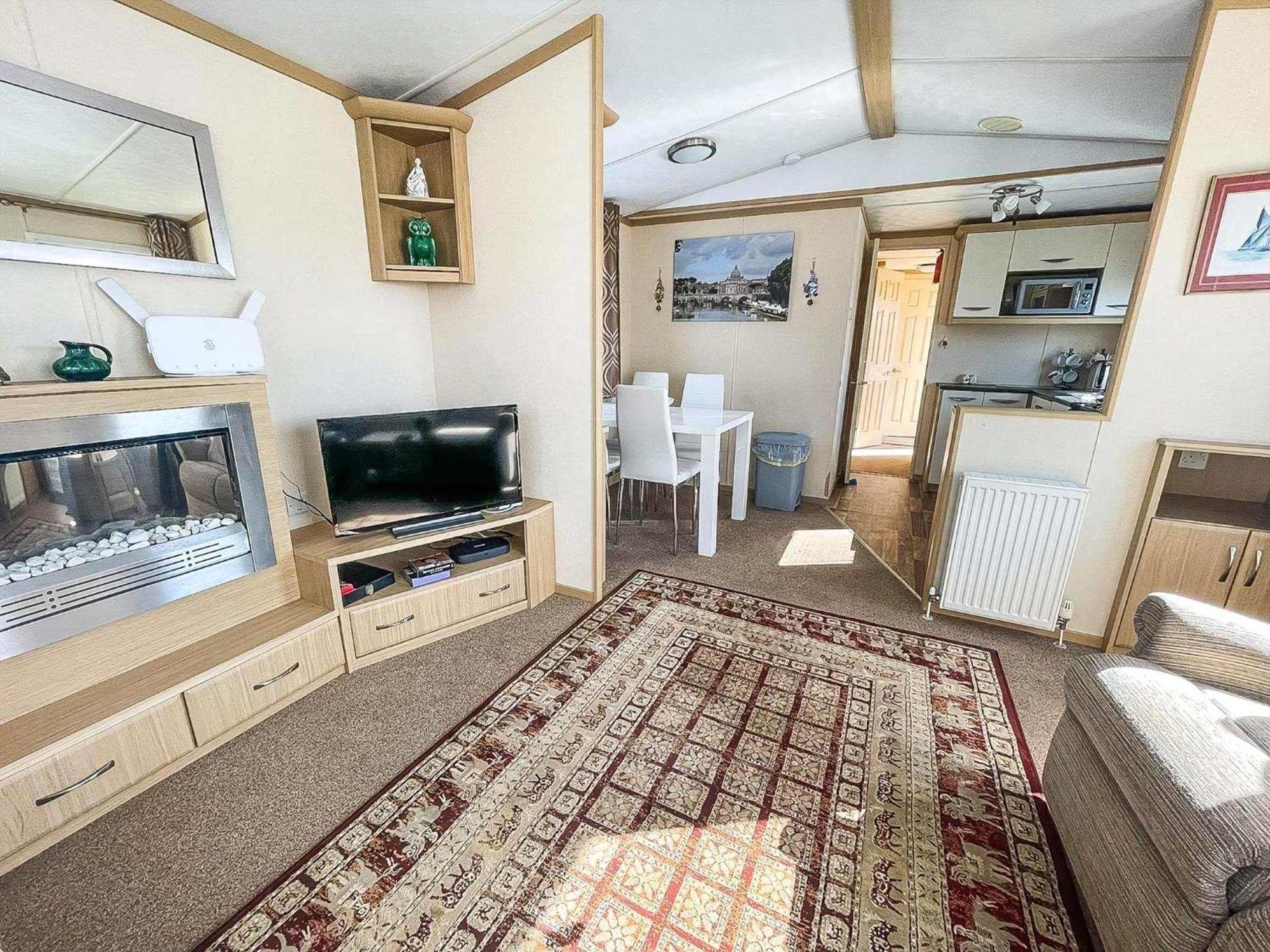 Ref 40035nd - Superb Caravan With Decking Free Wifi At North Denes *